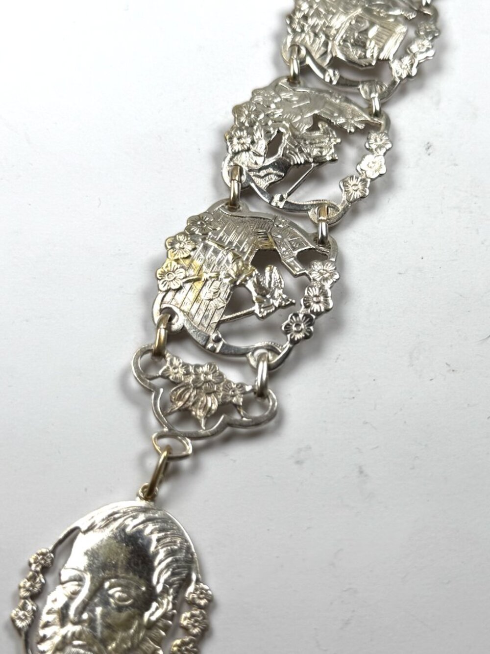 Don Quixote Wide Panel Link Bracelet, Vintage 1950s Spanish Landscape Scenes - Picture 3 of 5